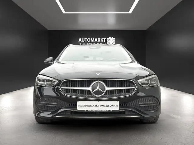 Mercedes-Benz C-Class view 9