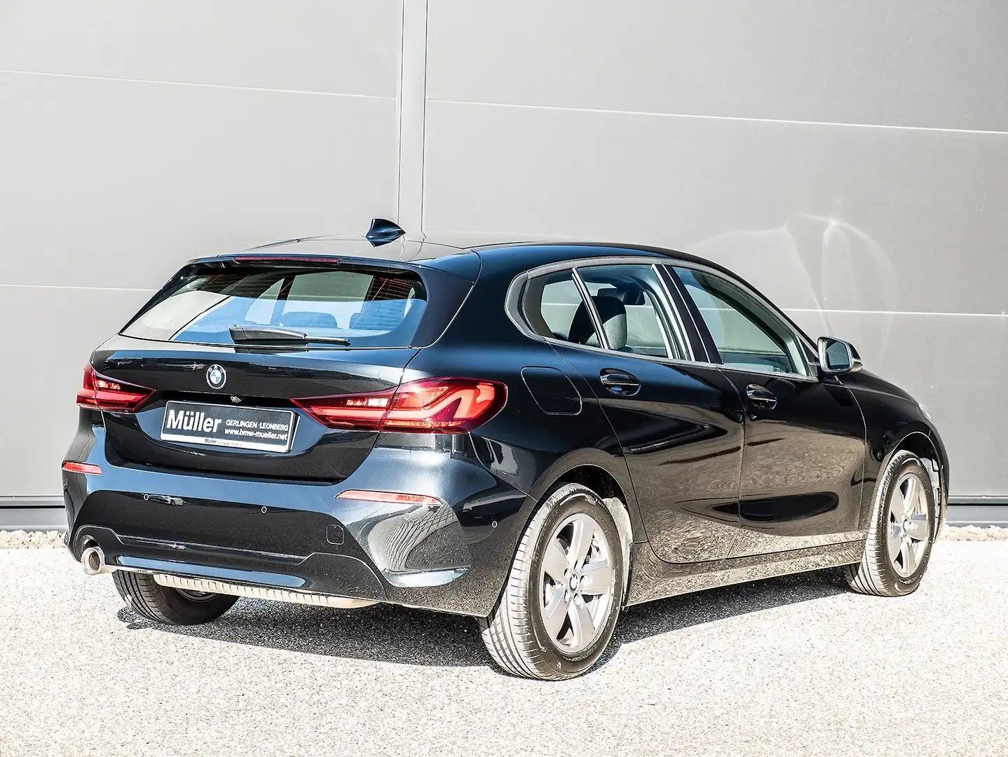 BMW 118 i 5-Türer LED Kamera Temomat DAB 1VB Schwarz - 2