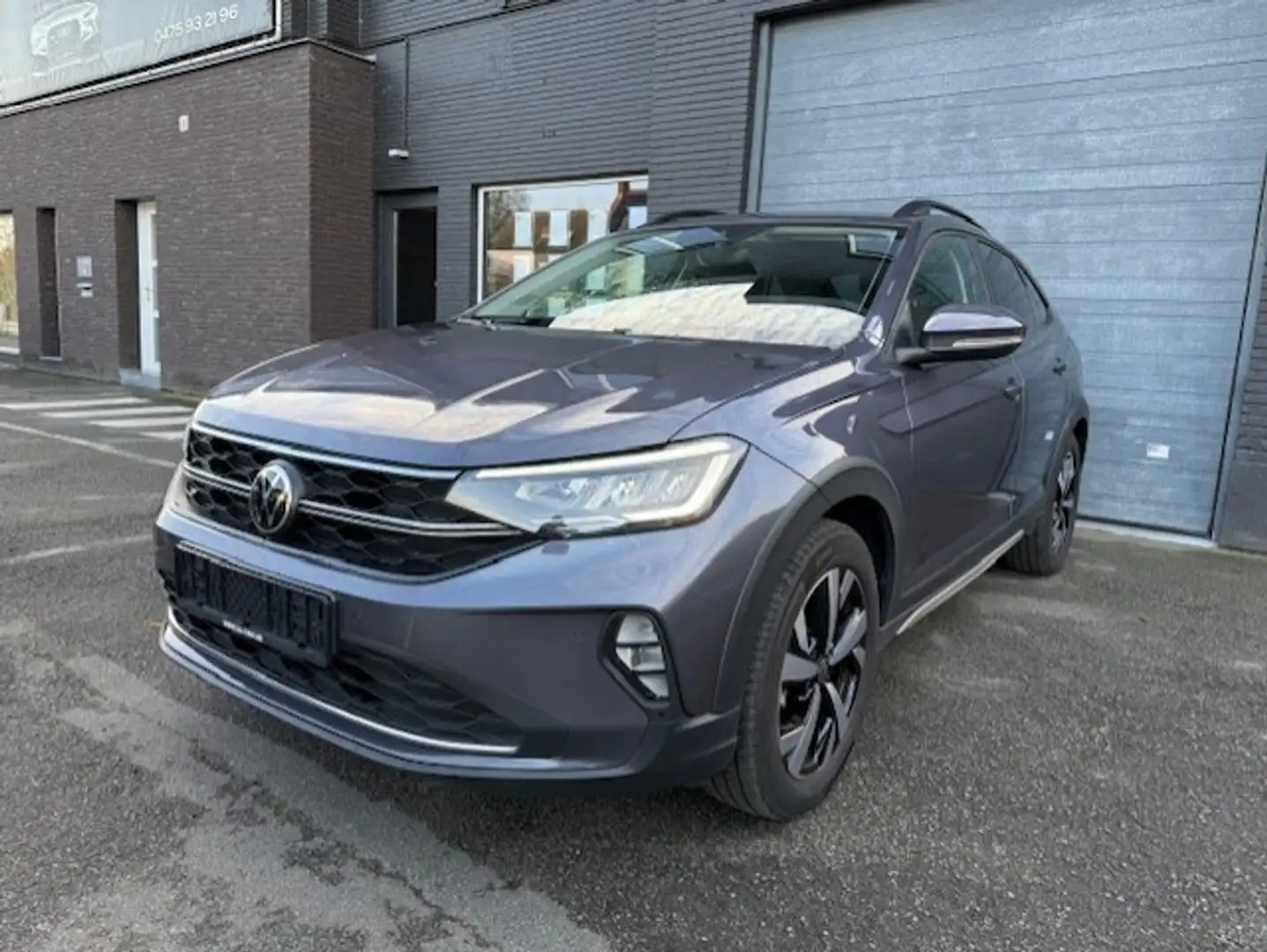 Volkswagen Taigo 1.0 TSI Style Business DSG Gris - 2