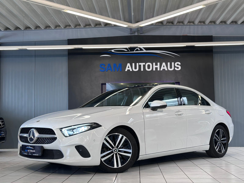 Mercedes-Benz A 180 A 180 Limousine Aut. /LED/PANO/MBUX/RFK/LEDER/