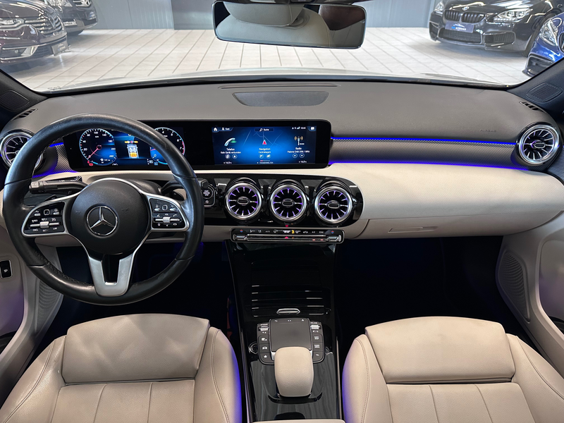 Mercedes-Benz A 180 A 180 Limousine Aut. /LED/PANO/MBUX/RFK/LEDER/ — photo 11