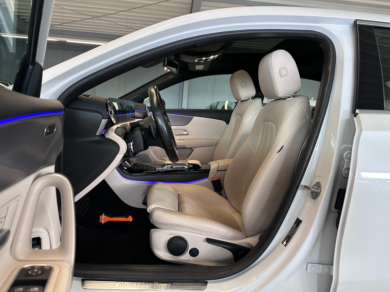 Mercedes-Benz A 180 A 180 Limousine Aut. /LED/PANO/MBUX/RFK/LEDER/ — photo 12