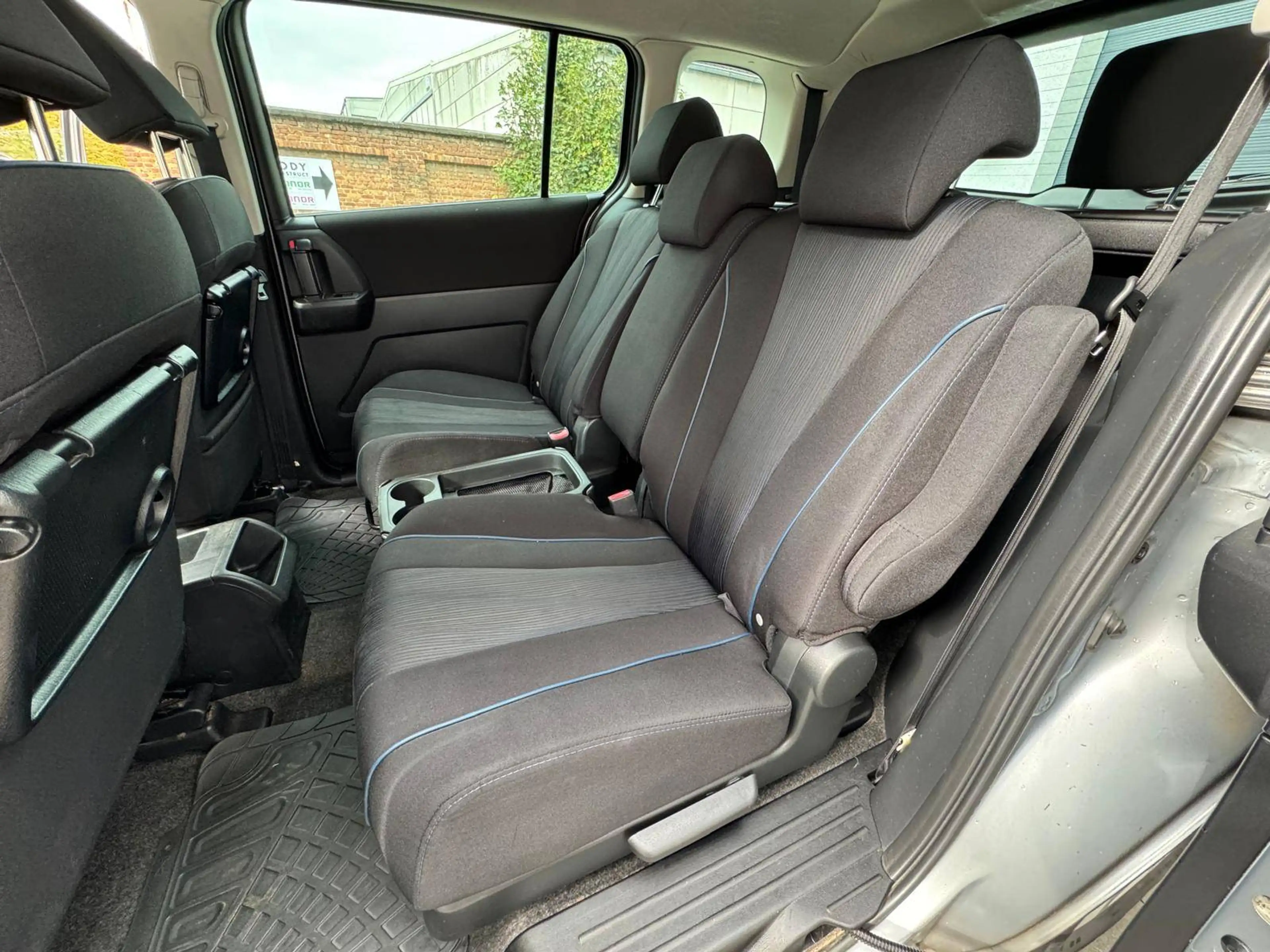 Mazda 5 5 1.8i Active 7 ZITPLAATSEN — photo 12