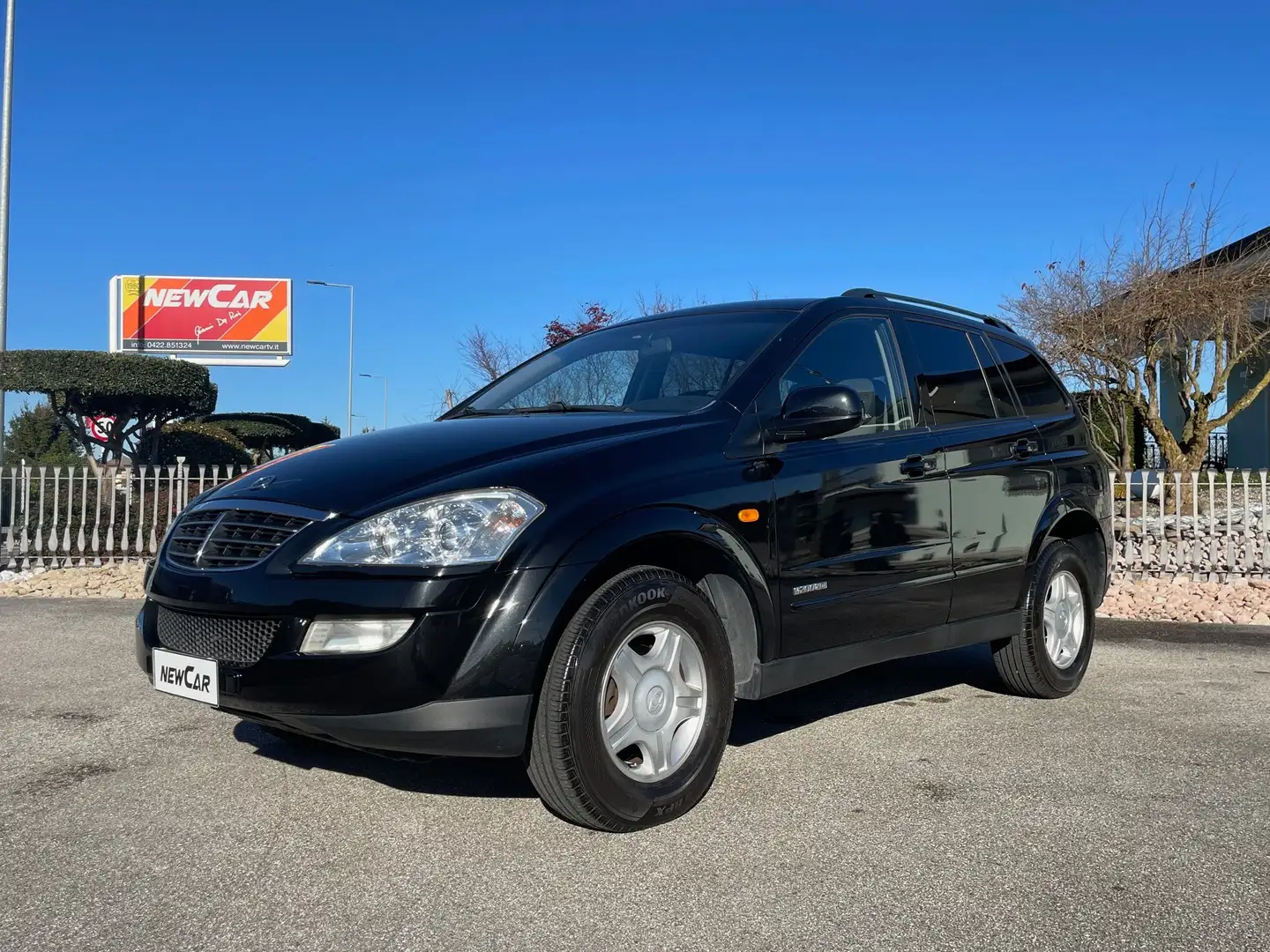 SsangYong Kyron Kyron 2.0 xdi XVT 4wd Luxury Černá - 1