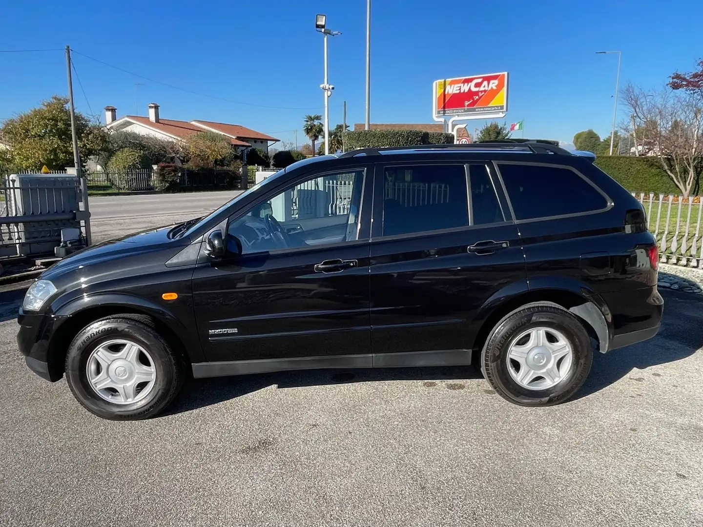 SsangYong Kyron Kyron 2.0 xdi XVT 4wd Luxury Černá - 2