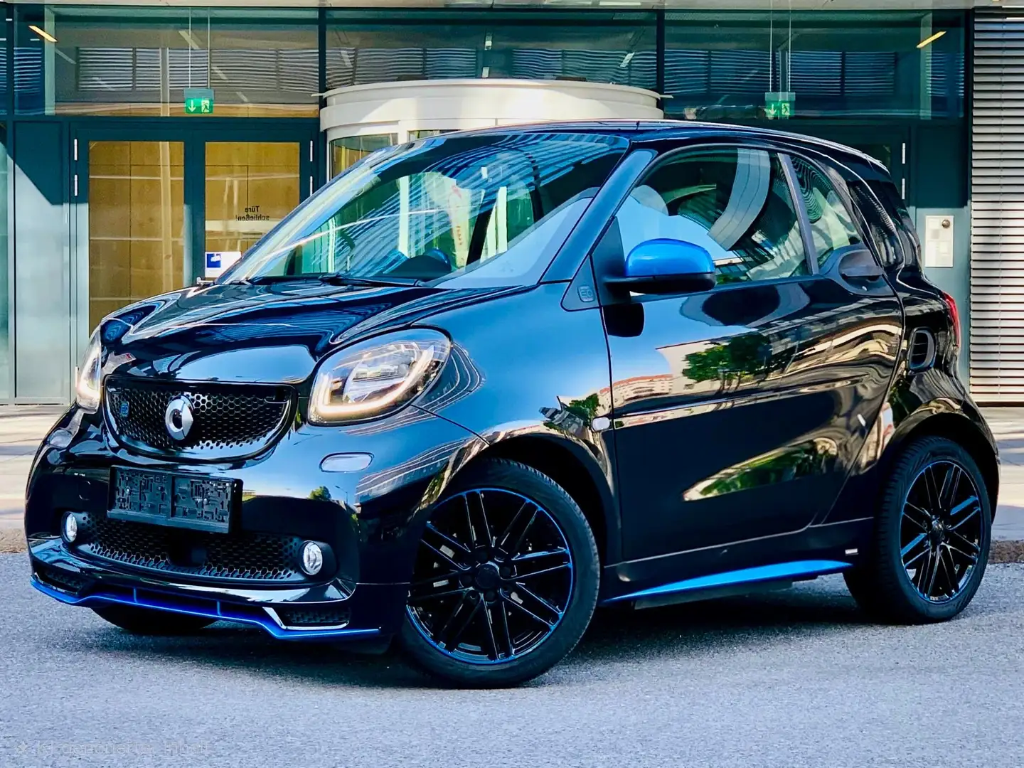 smart brabus EQ fortwo 17,6kWh Style - 1