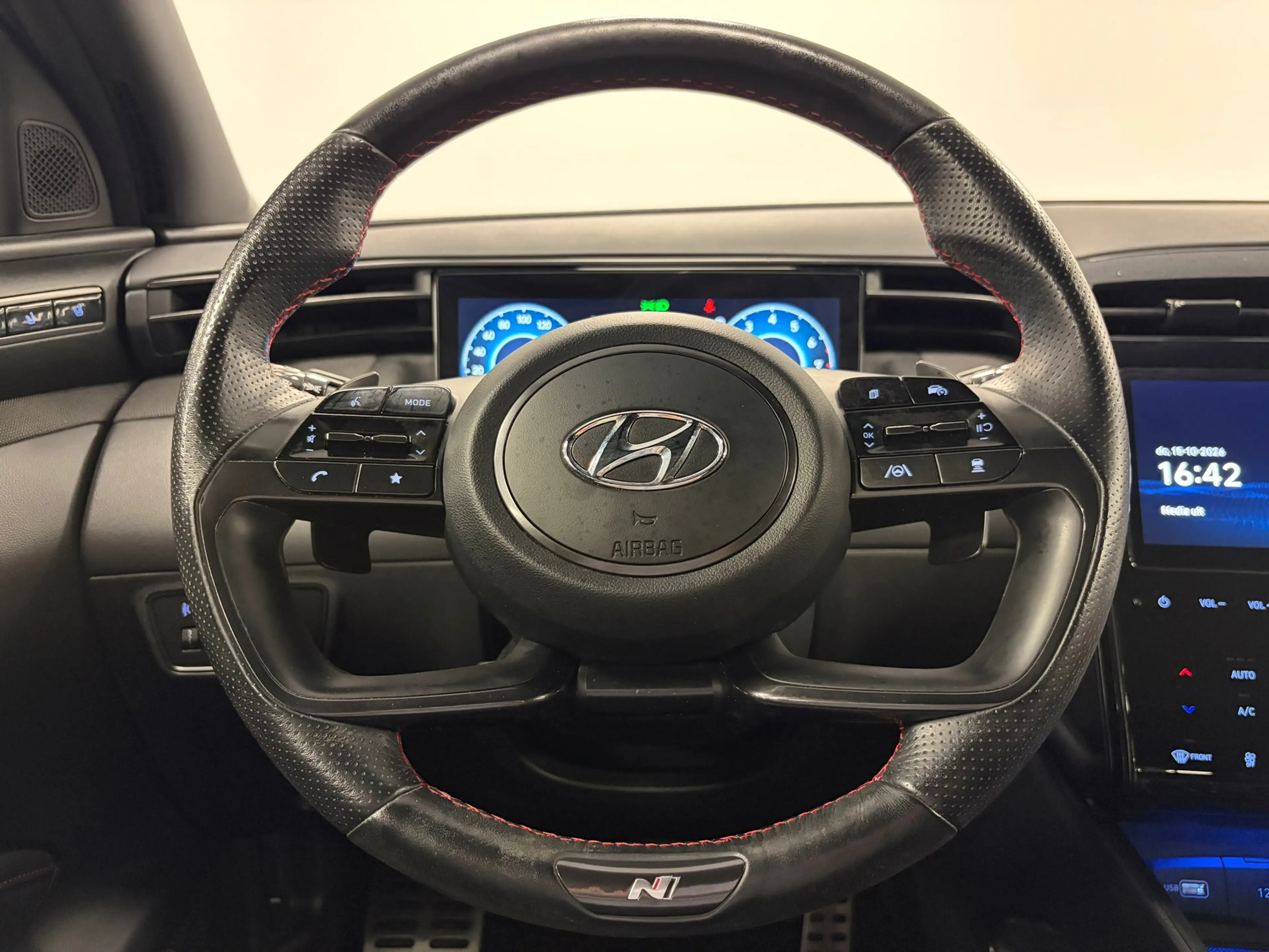 Hyundai TUCSON 1.6 T-GDI MHEV N Line*Winter-Pakket*Camera*Navi*Cr — photo 14