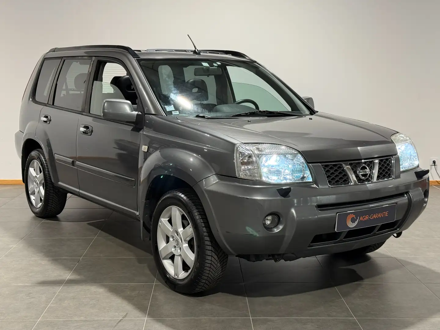 Nissan X-Trail X-Trail Columbia 2.2L dCi Sport Grau - 2