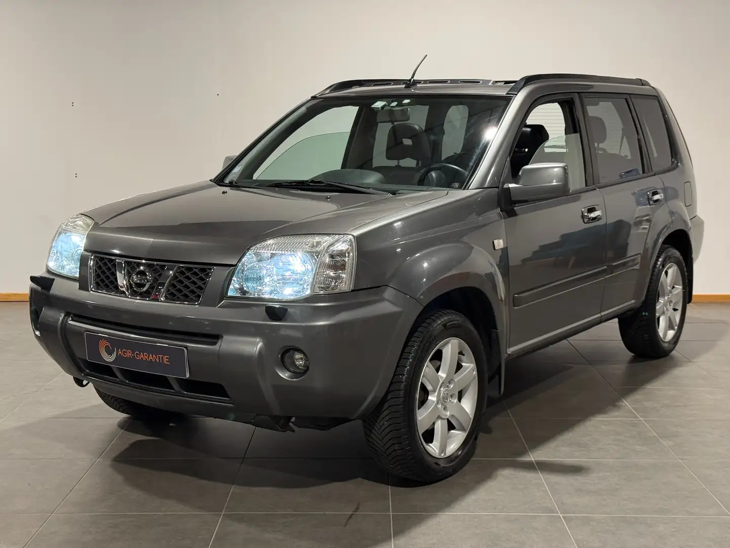 Nissan X-Trail X-Trail Columbia 2.2L dCi Sport Grau - 1
