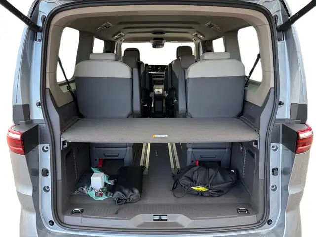 Volkswagen T7 Multivan VW T7 Multivan Edition ÜH eHybrid 180 kW 4M Ansicht 20
