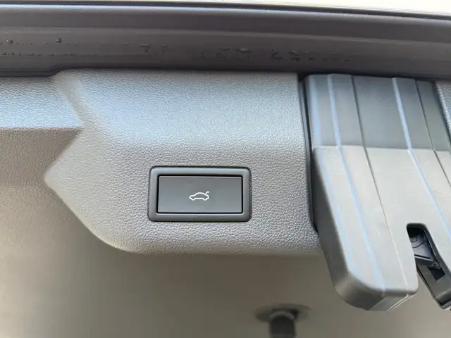 Volkswagen T7 Multivan VW T7 Multivan Edition ÜH eHybrid 180 kW 4M Ansicht 18
