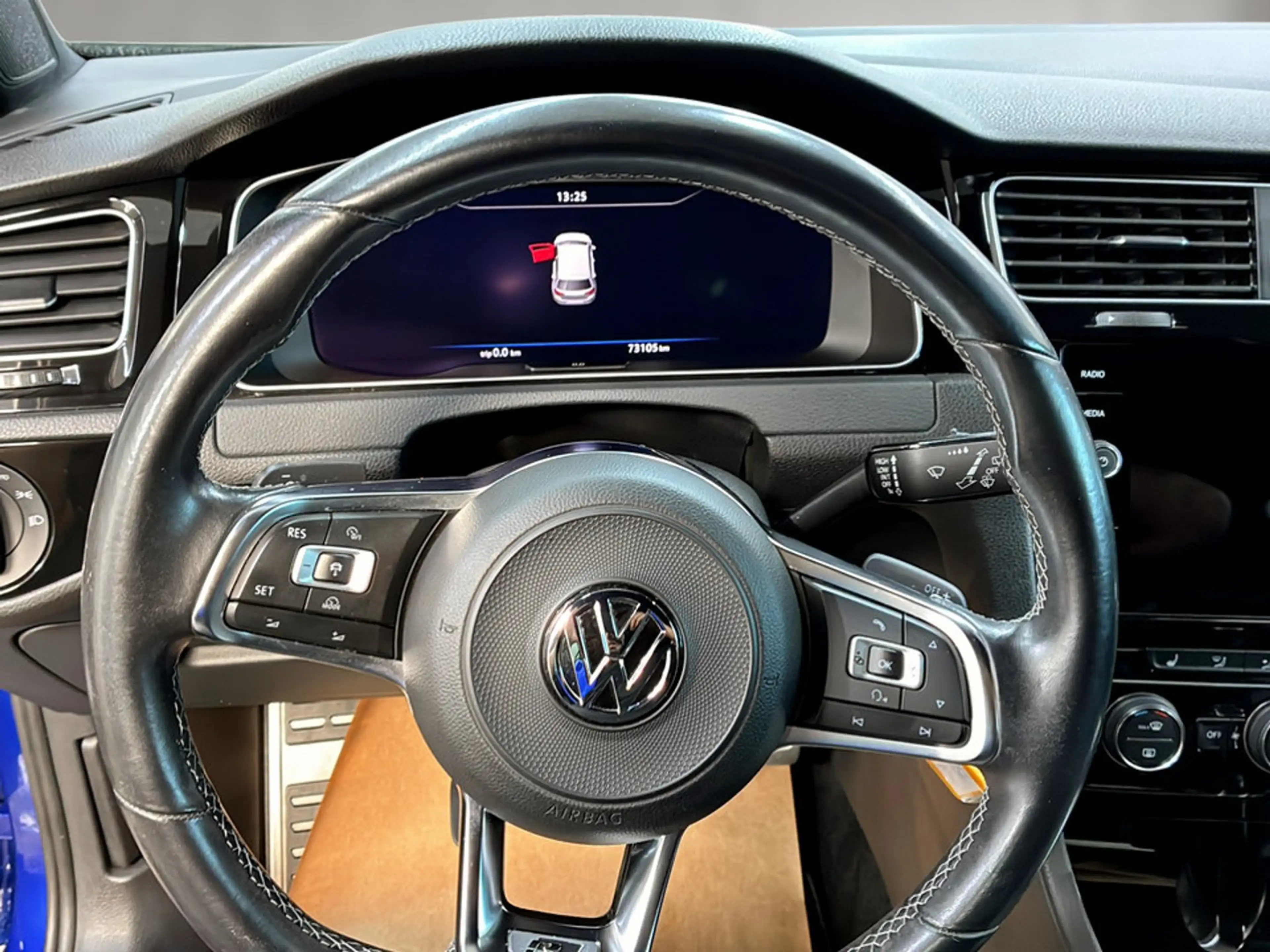 Volkswagen Golf Highline TSI DSG — photo 7