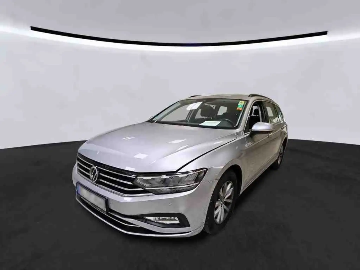 Volkswagen Passat Variant 2.0 TDI DSG BUSINESS +AHK +LED +ACC +RKAM +NAVI + Silber - 2