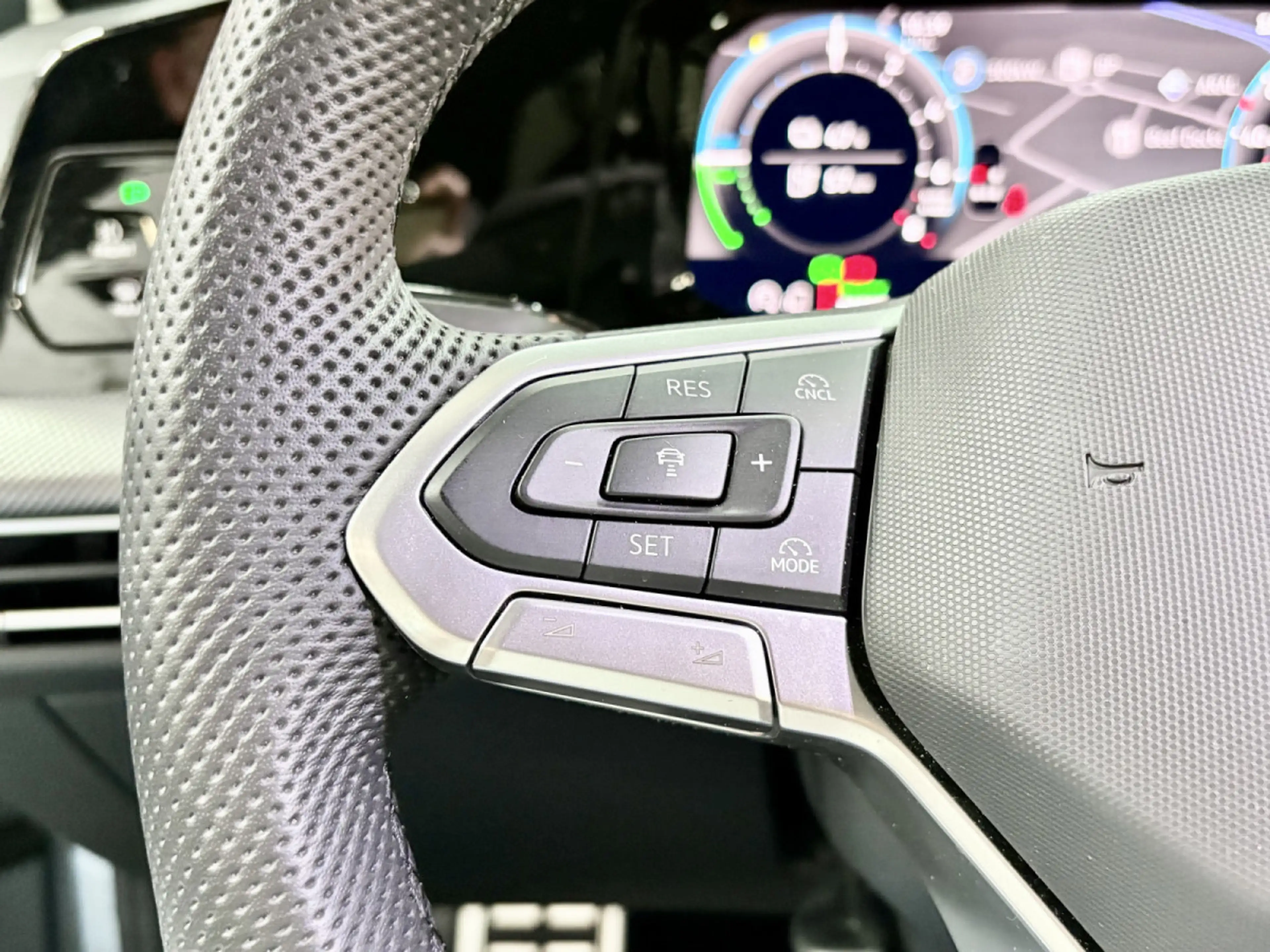 Volkswagen Golf GTE VIII PHASE 2  1.5 eHybrid 272 CV DSG 6 *ATTELAGE* — photo 10