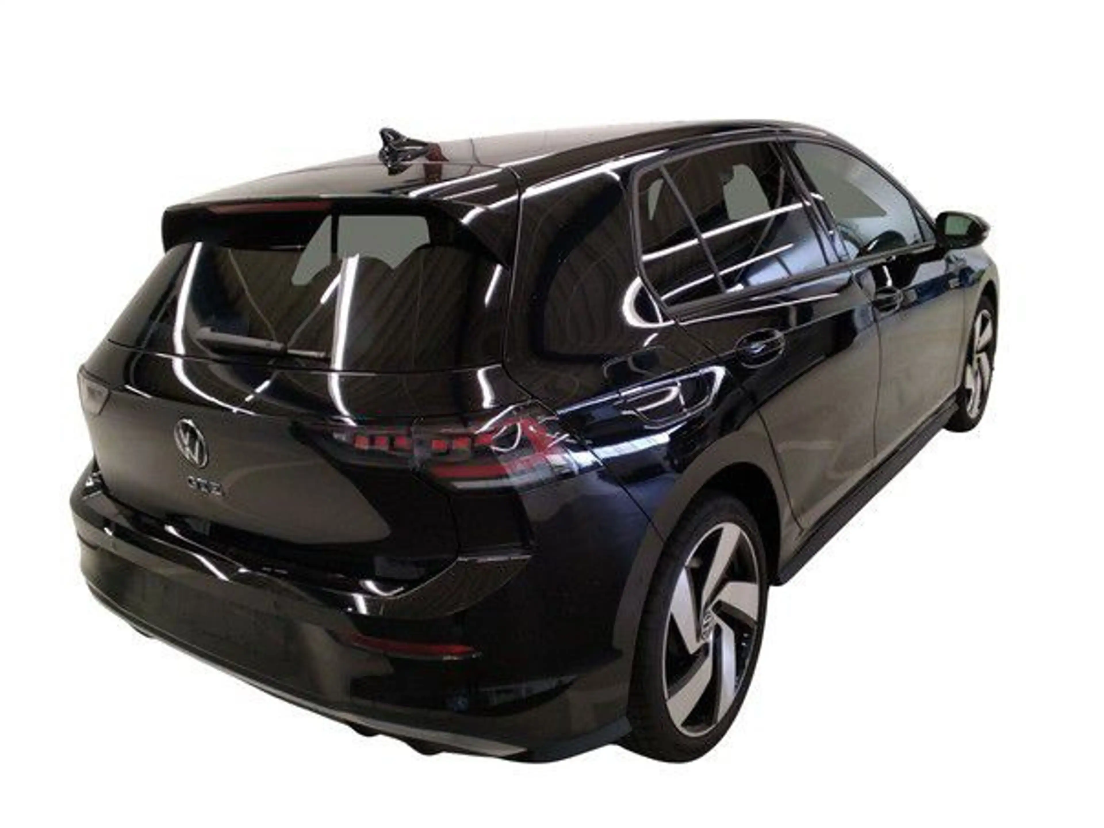 Volkswagen Golf GTE VIII PHASE 2  1.5 eHybrid 272 CV DSG 6 *ATTELAGE* — photo 5