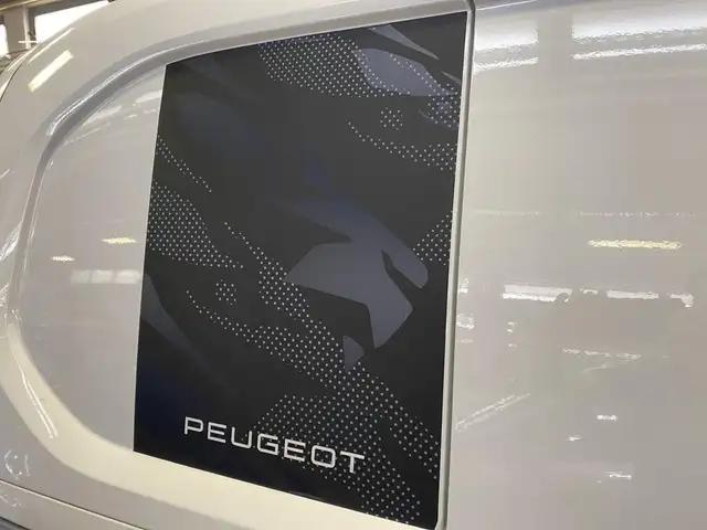 Peugeot Partner view 13