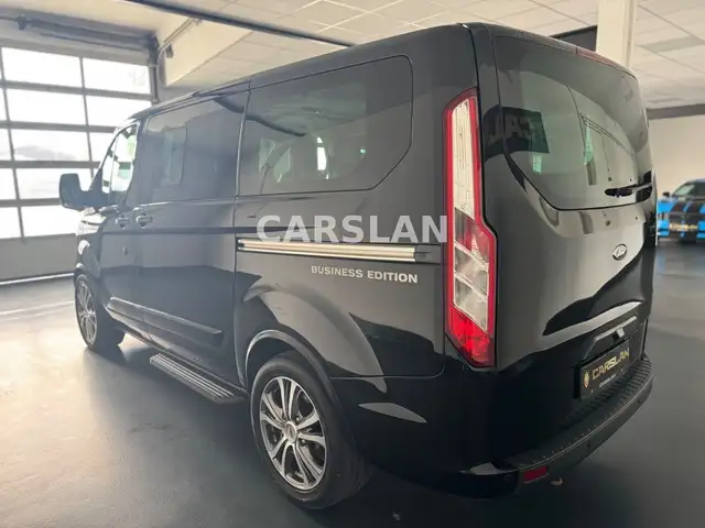 Ford Transit Custom view 10