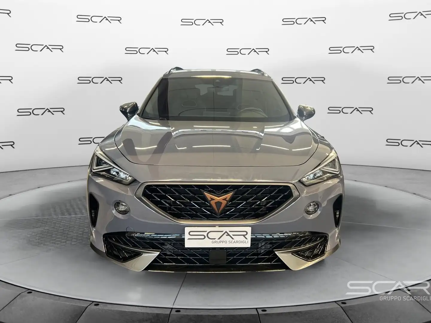 CUPRA Formentor 1.5 TSI DSG Grau - 2