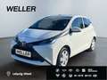 Toyota Aygo x-play *Bluetooth*Color*Bremsassistent*TRC* Weiß - thumbnail 1