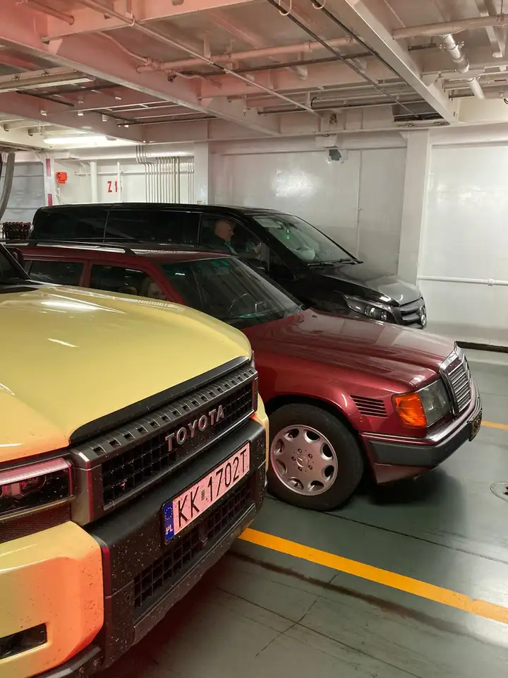 Mercedes-Benz 300TD Turbo W124 Kombi, foto 12