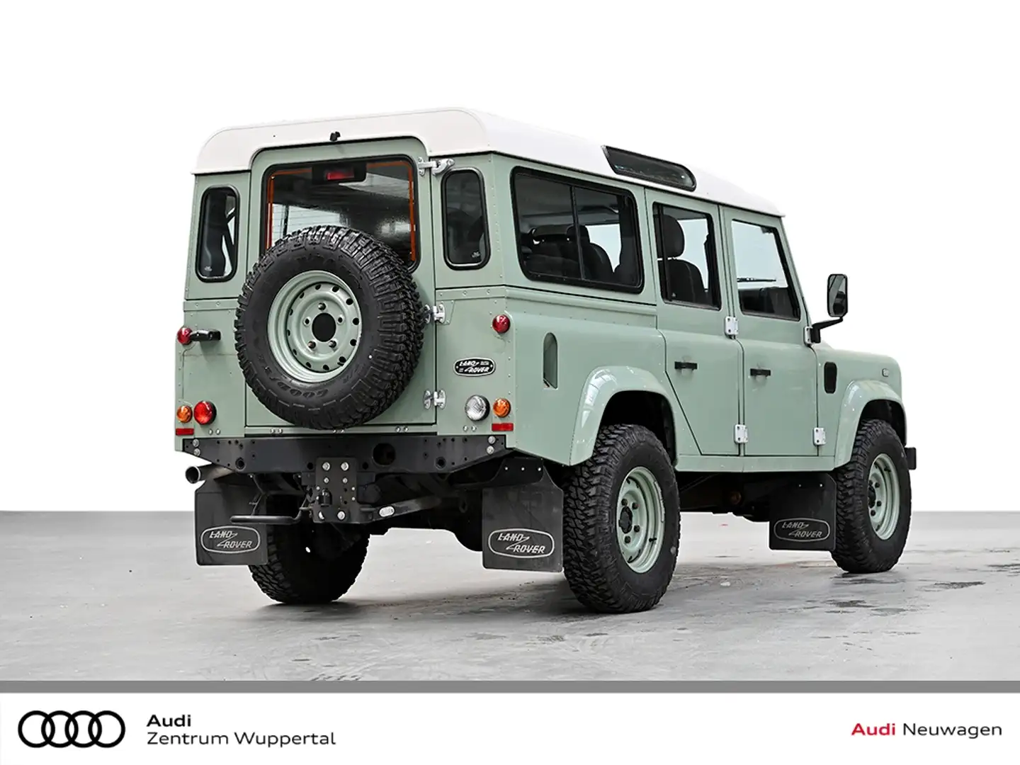 Land Rover Defender 110 Heritage Station Wagon Grün - 2