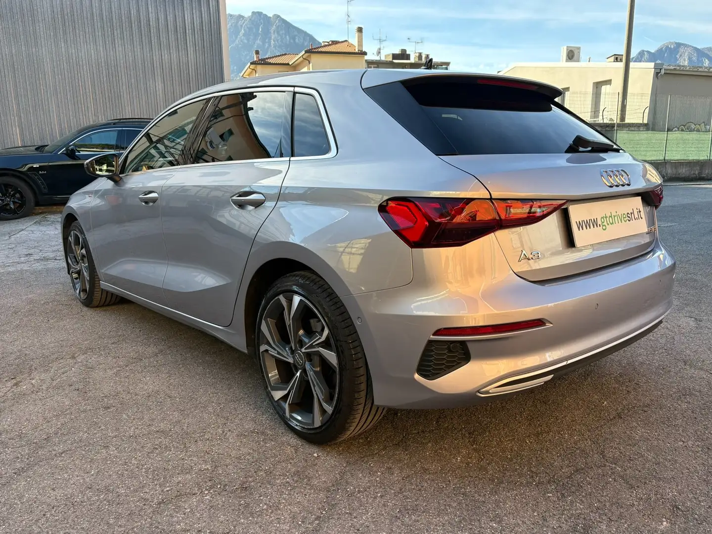 Audi A3 A3 IV 2020 Sportback Sportback 35 1.5 tfsi S line Argento - 2