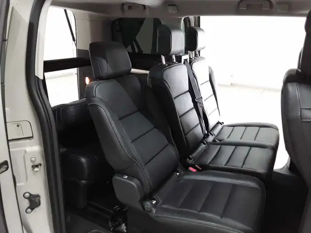 Opel Zafira view 9