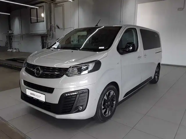 Opel Zafira view 7
