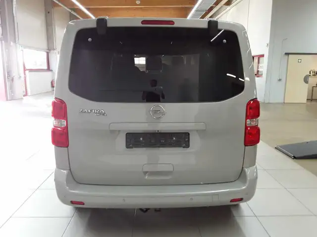 Opel Zafira view 5