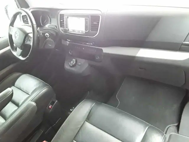 Opel Zafira view 12
