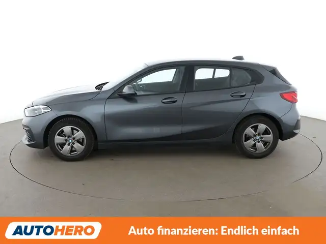 BMW 1 Series view 3
