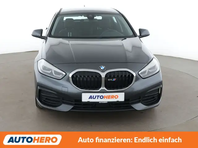 BMW 1 Series view 9
