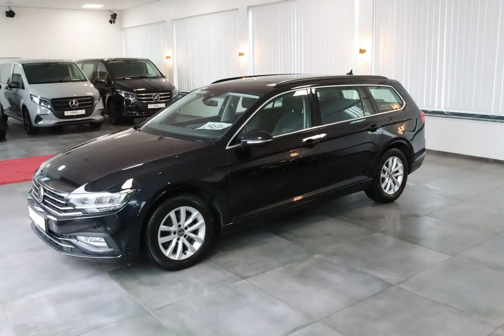 Volkswagen Passat Variant Passat 2.0 TDI Variant Business * 1.HAND * Noir - 1