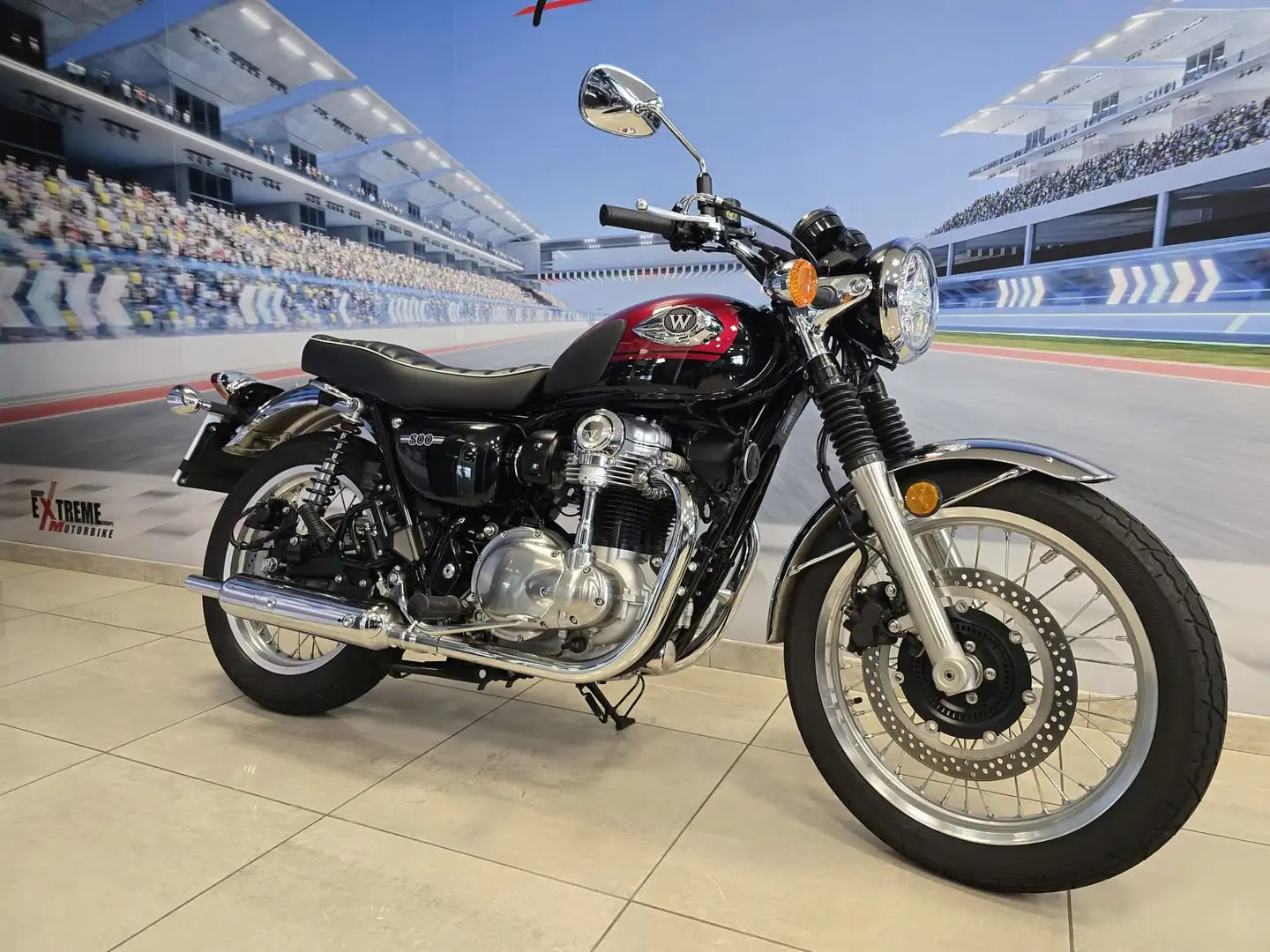 Kawasaki W 800 01/2024 - Km 1200 (35 Kw) - 2
