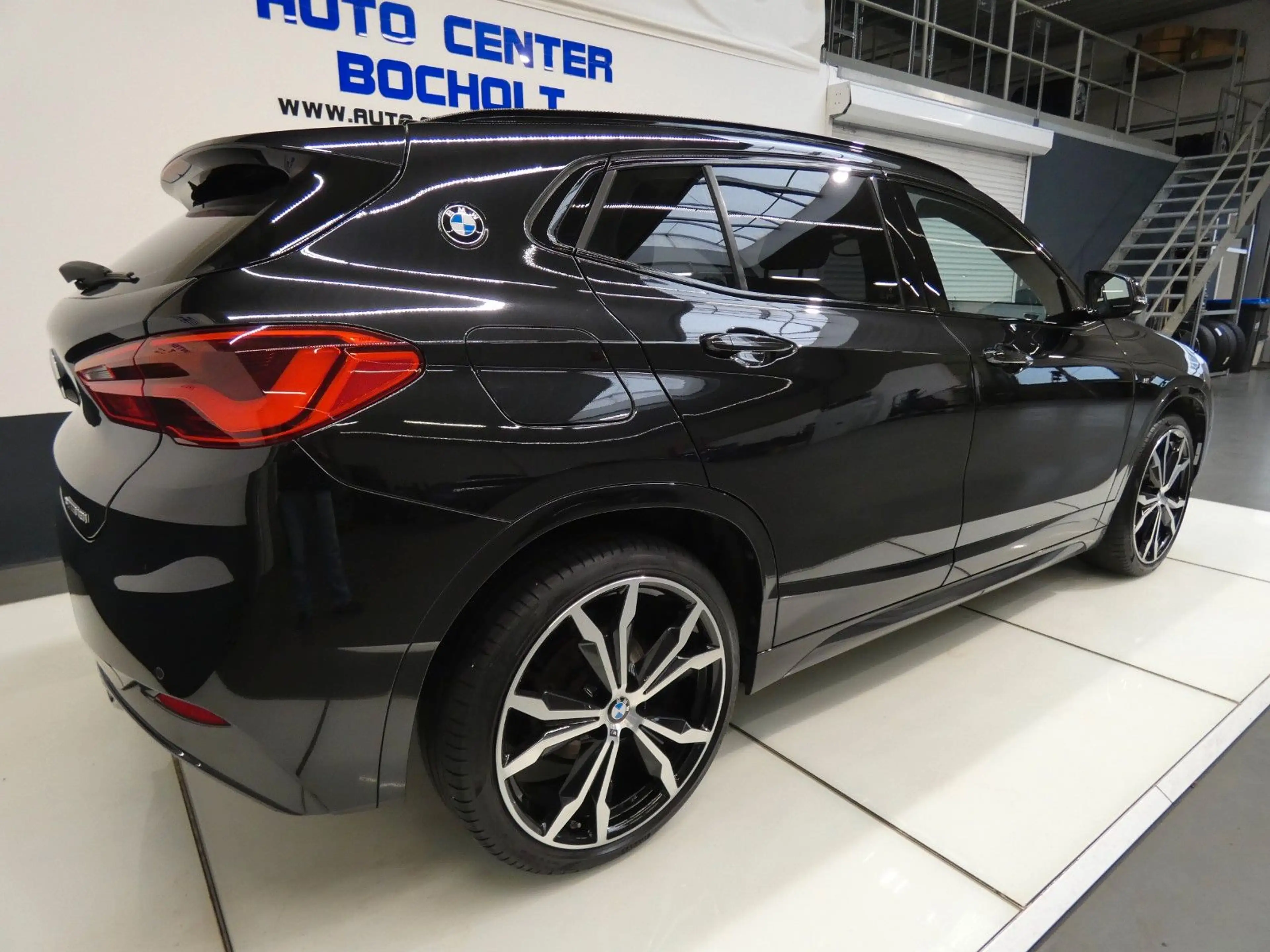 BMW X2 sDrive 18 i M Sport*Navi*Kamera*LM 19 — photo 8