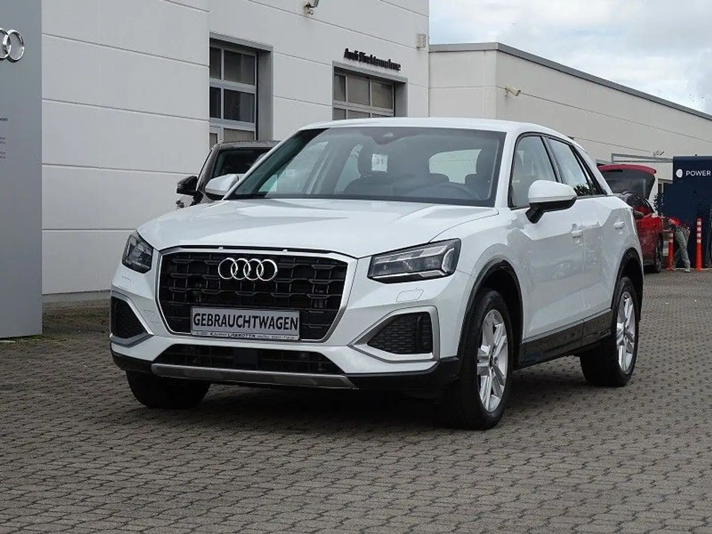 Audi Q2 35 TFSI S-tronic advanced - AHZV / Matrix-LED Weiß - 1