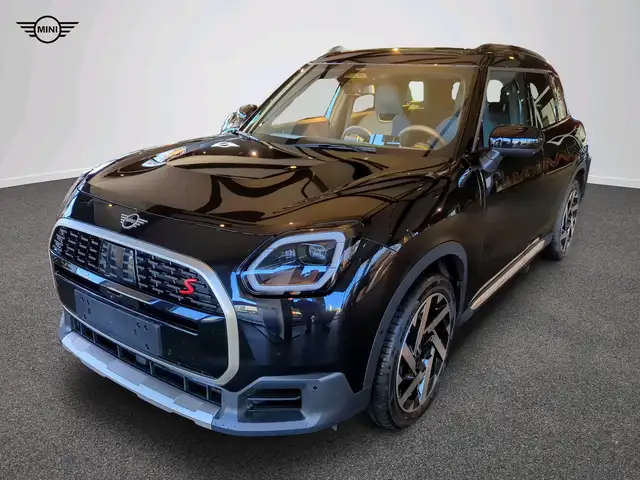 MINI Countryman S All4 Favoured Trim