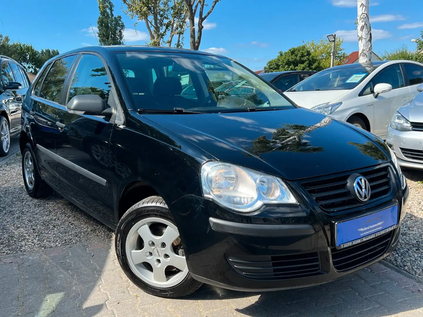 Volkswagen Polo IV Trendline*2.HD*Klima*Aut*E-Paket*TÜV NEU Noir - 1