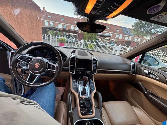 Imagine Porsche Cayenne Diesel Tiptronic S