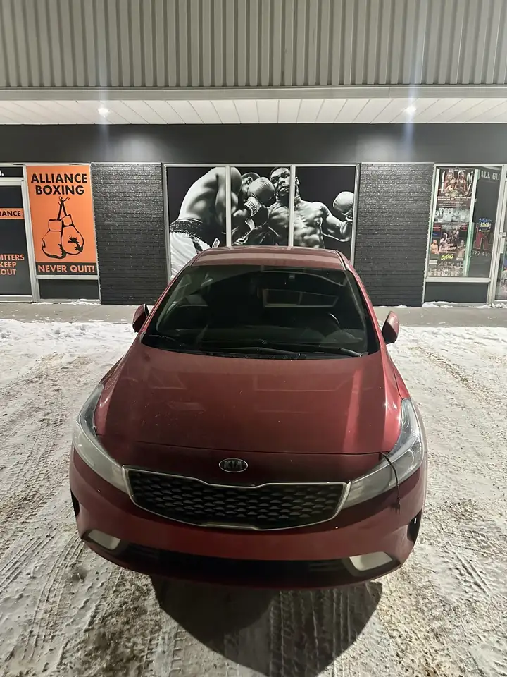 Kia Forte снимка Kia Forte