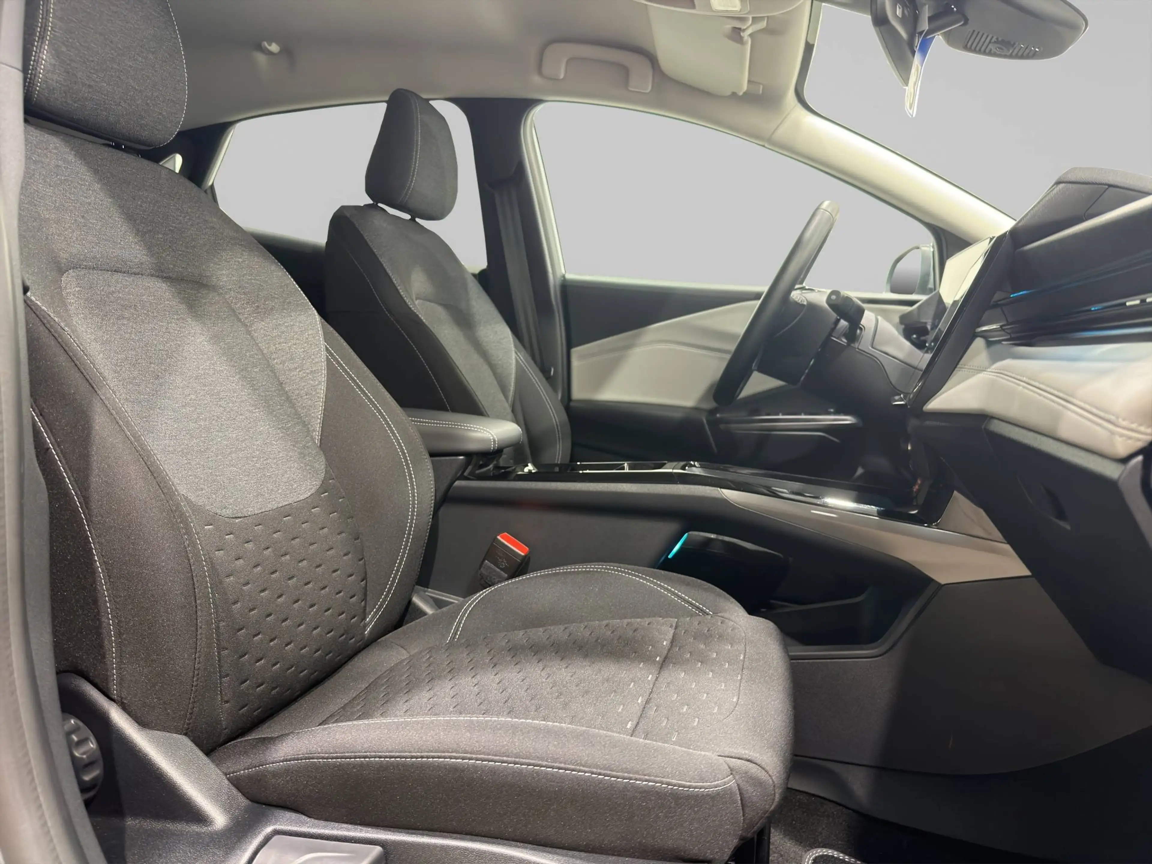 Ford Puma Gen-E STANDARD RANGE ***HEATED SEATS*REAR CAMERA*** — photo 11