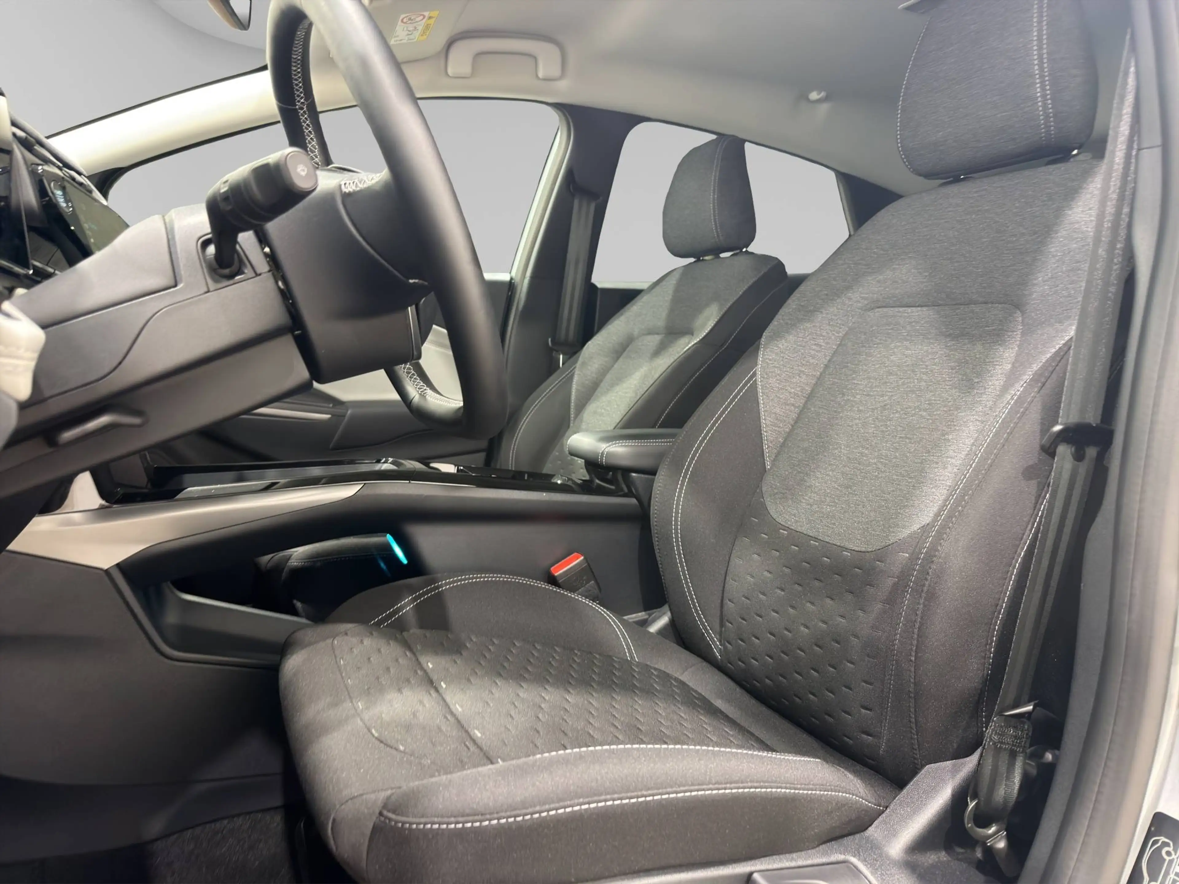 Ford Puma Gen-E STANDARD RANGE ***HEATED SEATS*REAR CAMERA*** — photo 10