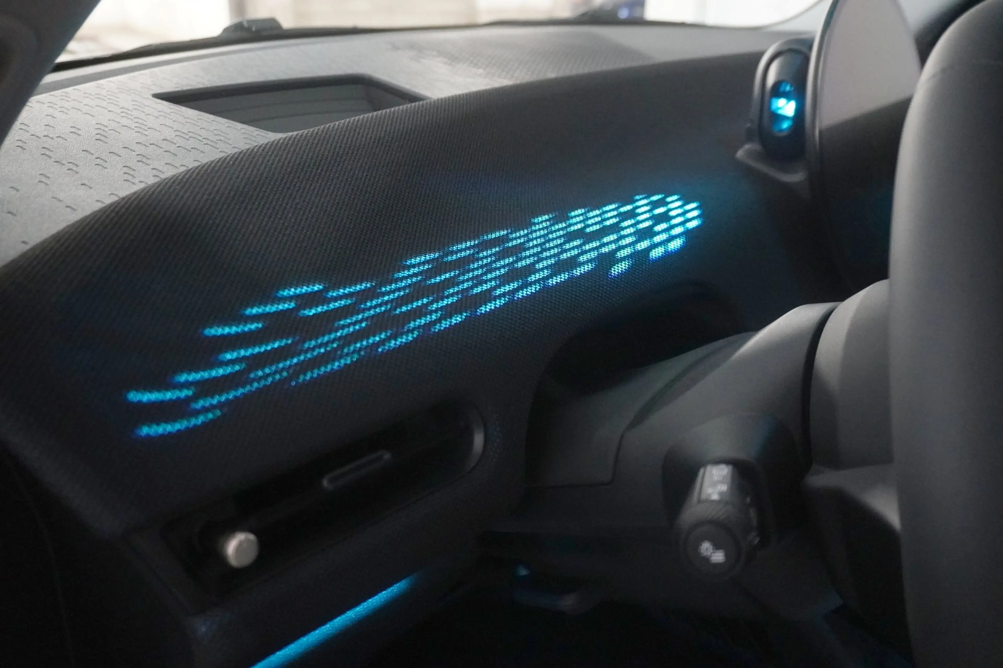 MINI Cooper E — photo 7
