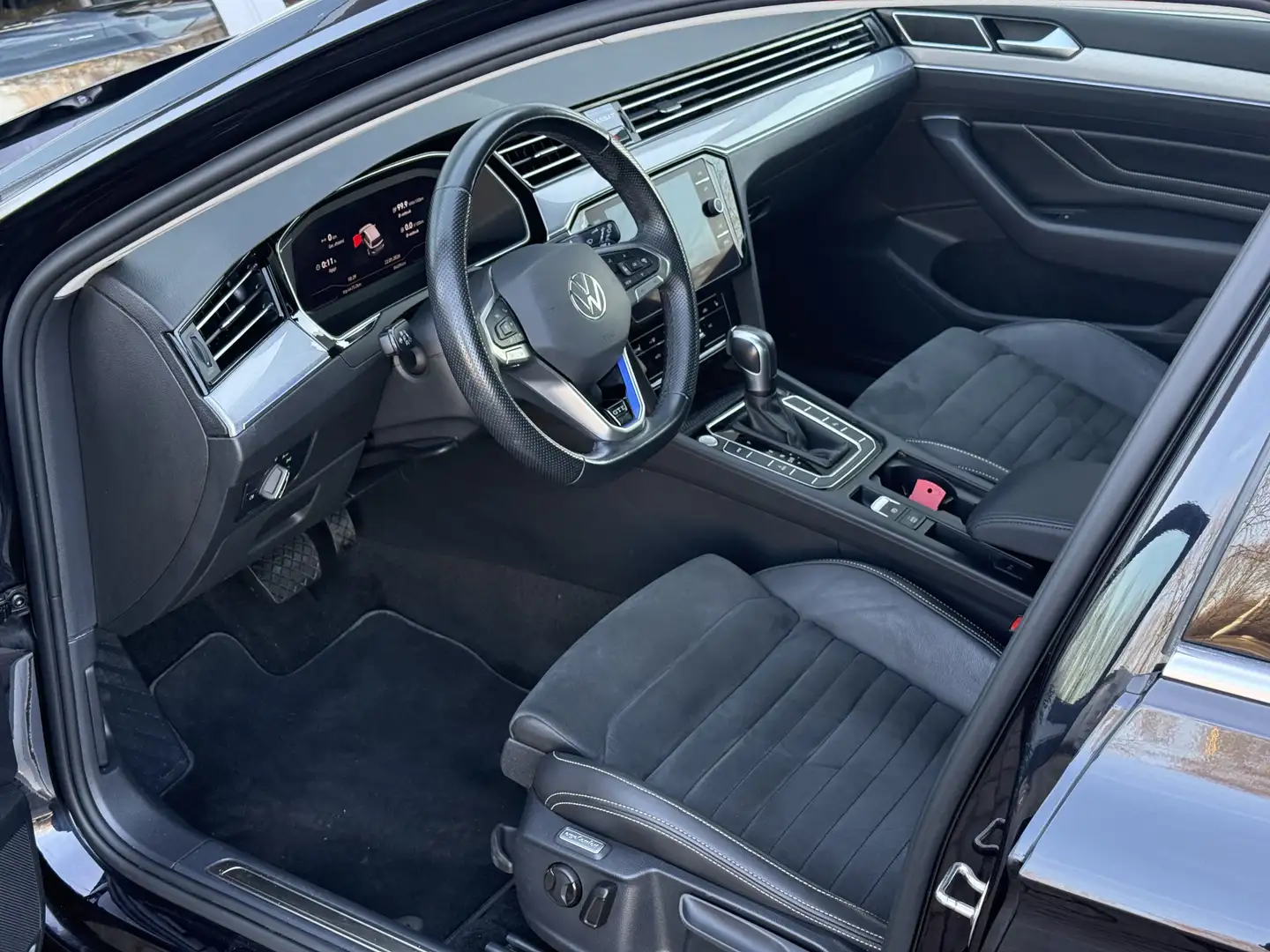 Volkswagen Passat Variant 1.4 TSI PHEV GTE Business | Trekhaak | Camera | Ke Noir - 2