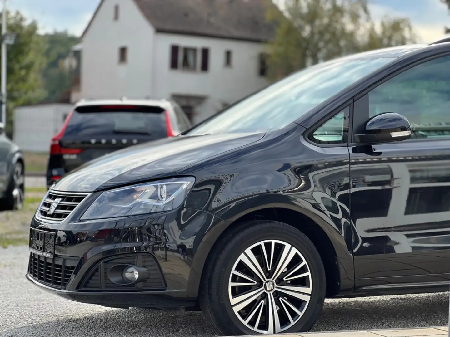 SEAT Alhambra 2.0 TSI Style DSG AHK Standhzg Bi-Xenon Schwarz - 1
