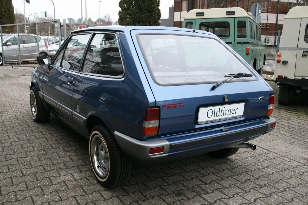 Ford Fiesta | Oldtimer | H-Kennzeichen | TÜV/AU Neu, foto 4