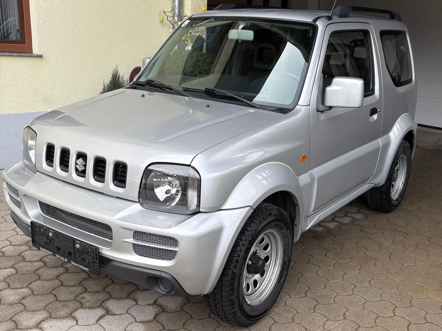 Suzuki Jimny Jimny 1,3 VX VX Silber - 2