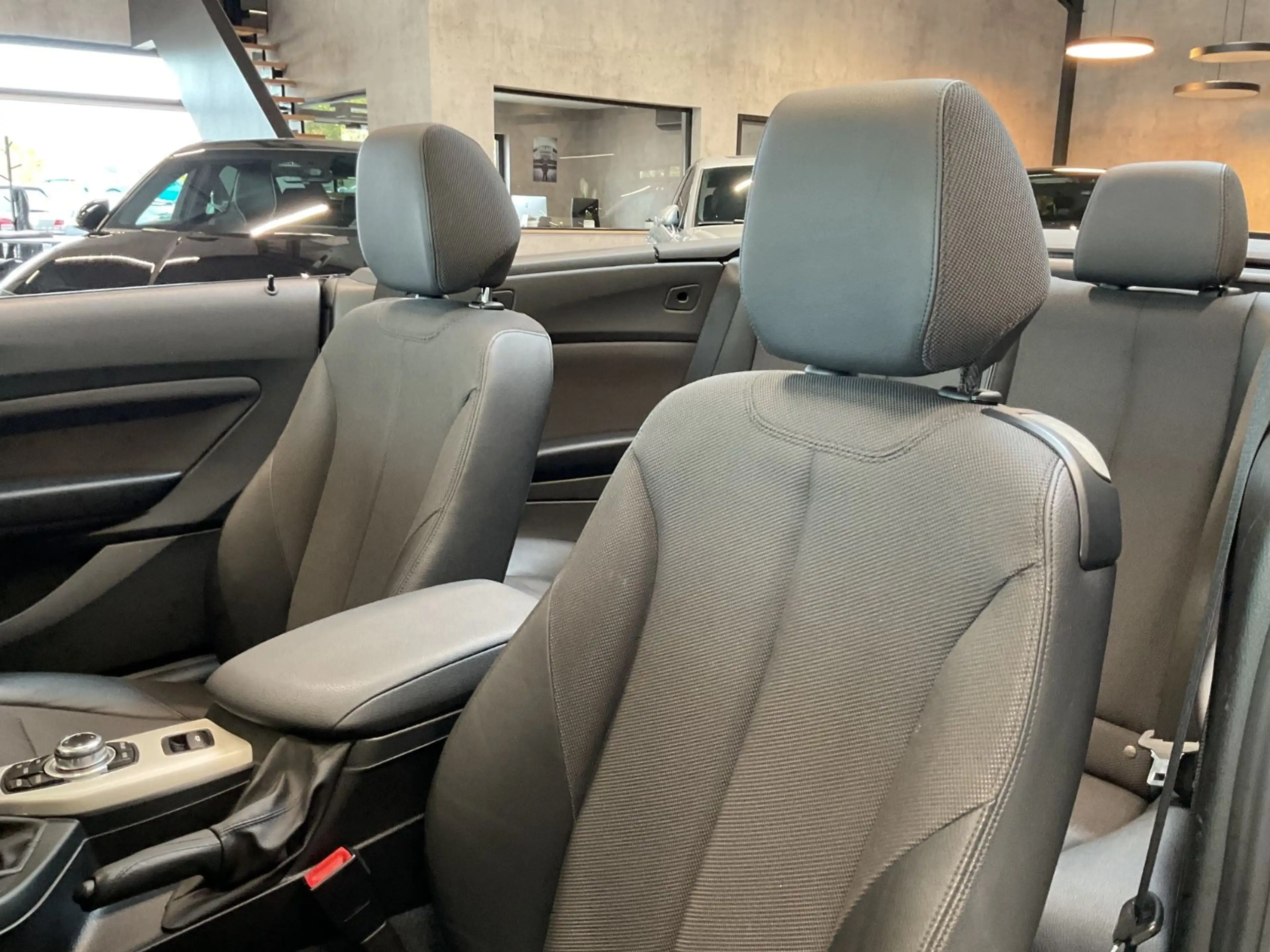 BMW 220 i Cabrio HiFi Leder Navi Sitzh. PDC Xenon — photo 9