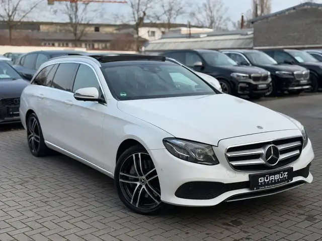Mercedes-Benz E 400 d 4Matic T *360*PANO+MBUX*AHK*
