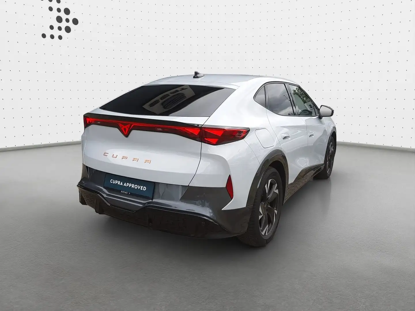 CUPRA Tavascan 210kW *NAVI*KAM*Wärmepumpe*MATRIX*ACC* Stříbrná - 2